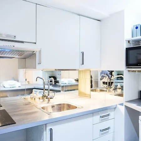 Flat Apartment *